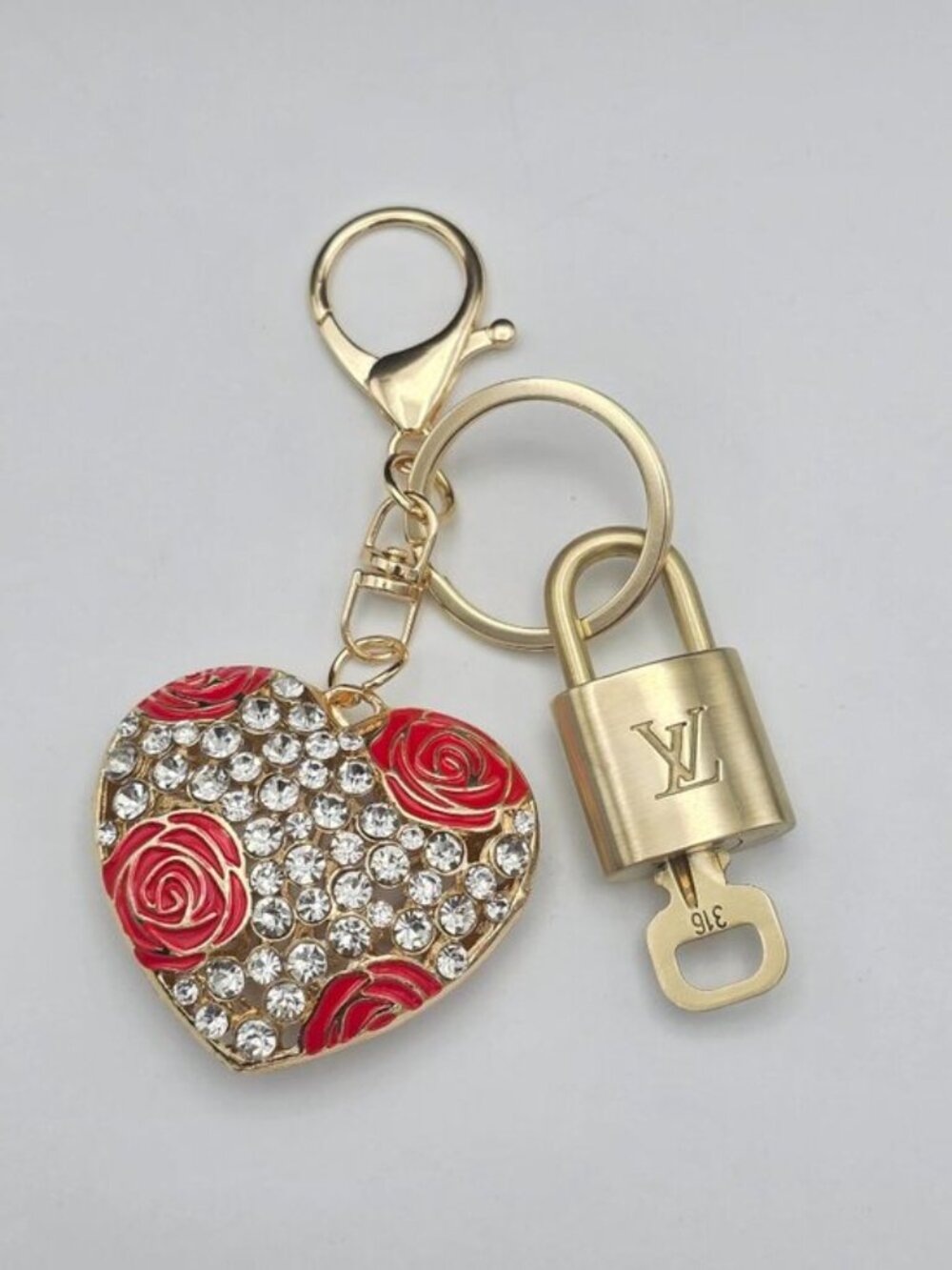 Louis Vuitton Authentic Gold Padlock 🔒Key + Unbranded Heart Keychain Bag Charm - Picture 4 of 10
